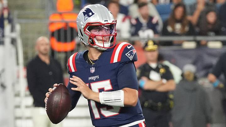 Aug 22, 2026; Foxborough, Massachusetts, USA; New England Patriots quarterback Behren Morton (15) throws against the Philadelphia Eagles during the second half at Gillette Stadium. Mandatory Credit: Gregory Fisher-Imagn Images Aug 22, 2026; Foxborough, Massachusetts, USA; New England Patriots quarterback Behren Morton (15) throws against the Philadelphia Eagles during the second half at Gillette Stadium. Mandatory Credit: Gregory Fisher-Imagn Images