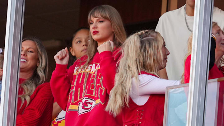 Oct 22, 2023; Kansas City, Missouri, USA; Recording artist Taylor Swift and Brittany Mahomes cheer