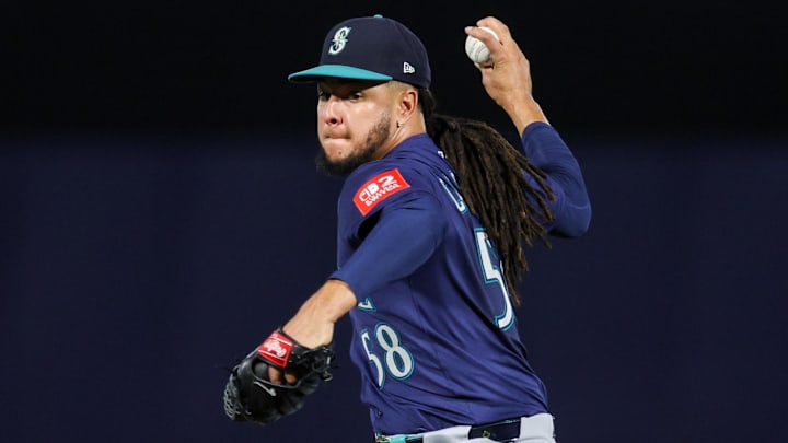 Sep 1, 2025; Tampa, Florida, USA; Seattle Mariners starting pitcher Luis Castillo (58) throws a pitch against the Tampa Bay Rays in the third inning at George M. Steinbrenner Field. Mandatory Credit: Nathan Ray Seebeck-Imagn Images Sep 1, 2025; Tampa, Florida, USA; Seattle Mariners starting pitcher Luis Castillo (58) throws a pitch against the Tampa Bay Rays in the third inning at George M. Steinbrenner Field. Mandatory Credit: Nathan Ray Seebeck-Imagn Images
