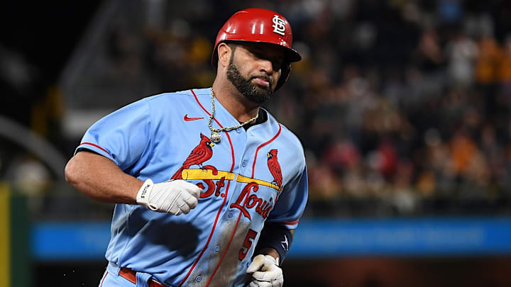Albert Pujols está cada vez más cerca de los 700 jonrones