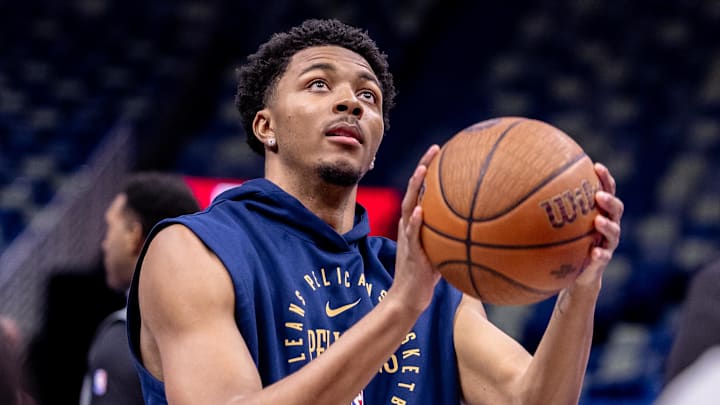 Nov 22, 2024; New Orleans, Louisiana, USA; New Orleans Pelicans guard Trey Murphy III (25) during warmup before the game against the Golden State Warriors at Smoothie King Center. Mandatory Credit: Stephen Lew-Imagn Images Nov 22, 2024; New Orleans, Louisiana, USA; New Orleans Pelicans guard Trey Murphy III (25) during warmup before the game against the Golden State Warriors at Smoothie King Center. Mandatory Credit: Stephen Lew-Imagn Images