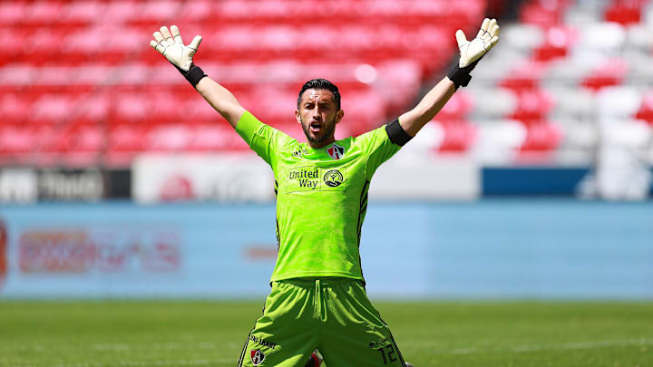 El portero Camilo Vargas apunta a la tiutlaridad.