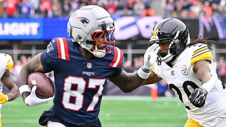 September 20, 2026; Foxborough, Massachusetts, USA; New England Patriots wide receiver Romeo Doubs (87) runs against Pittsburgh Steelers defense player Rayshawn Jenkins (20) during the second half at Gillette Stadium. Mandatory Credit: Eric Canha-Imagn Images September 20, 2026; Foxborough, Massachusetts, USA; New England Patriots wide receiver Romeo Doubs (87) runs against Pittsburgh Steelers defense player Rayshawn Jenkins (20) during the second half at Gillette Stadium. Mandatory Credit: Eric Canha-Imagn Images