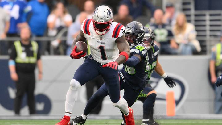 Sep 9, 2026; Seattle, Washington, USA; New England Patriots wide receiver A.J. Brown (1) runs after a catch during the second quarter against the Seattle Seahawks at Lumen Field. Mandatory Credit: Steven Bisig-Imagn Images Sep 9, 2026; Seattle, Washington, USA; New England Patriots wide receiver A.J. Brown (1) runs after a catch during the second quarter against the Seattle Seahawks at Lumen Field. Mandatory Credit: Steven Bisig-Imagn Images