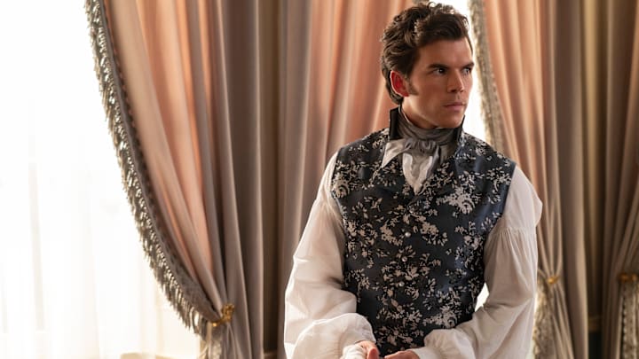 Bridgerton. Luke Newton as Colin Bridgerton in episode 302 of Bridgerton. Cr. Liam Daniel/Netflix © 2024