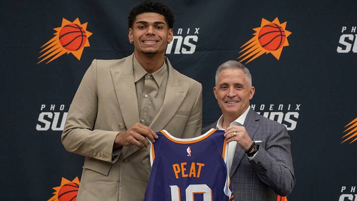 Koa Peat (left) with Suns GM Brian Gregory during an introductory press conference at the Verizon 5G Performance Center, in Phoenix, on June 26, 2026. Koa Peat (left) with Suns GM Brian Gregory during an introductory press conference at the Verizon 5G Performance Center, in Phoenix, on June 26, 2026.
