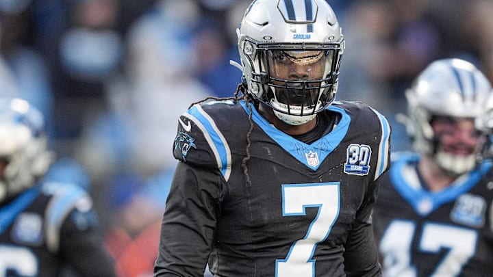 Carolina Panthers EDGE Jadeveon Clowney during the second half against the Arizona Cardinals.
