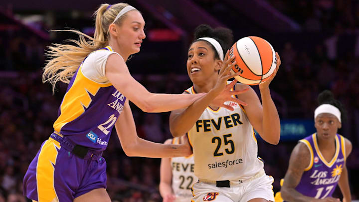 May 13, 2026; Los Angeles, California, USA; Los Angeles Sparks forward Cameron Brink (22) defends Indiana Fever forward Monique Billings (25) in the second half at Crypto.com Arena. Mandatory Credit: Jayne Kamin-Oncea-Imagn Images May 13, 2026; Los Angeles, California, USA; Los Angeles Sparks forward Cameron Brink (22) defends Indiana Fever forward Monique Billings (25) in the second half at Crypto.com Arena. Mandatory Credit: Jayne Kamin-Oncea-Imagn Images