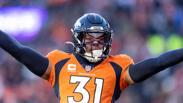 Cleveland Browns v Denver Broncos