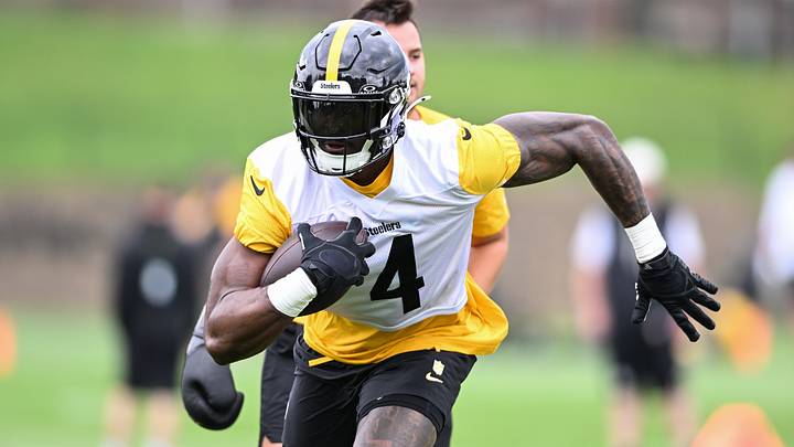 Jul 29, 2026; Latrobe, PA, USA; Pittsburgh Steelers wide receiver DK Metcalf (4) runs during a practice session at Saint Vincent College. Mandatory Credit: Barry Reeger-Imagn Images Jul 29, 2026; Latrobe, PA, USA; Pittsburgh Steelers wide receiver DK Metcalf (4) runs during a practice session at Saint Vincent College. Mandatory Credit: Barry Reeger-Imagn Images