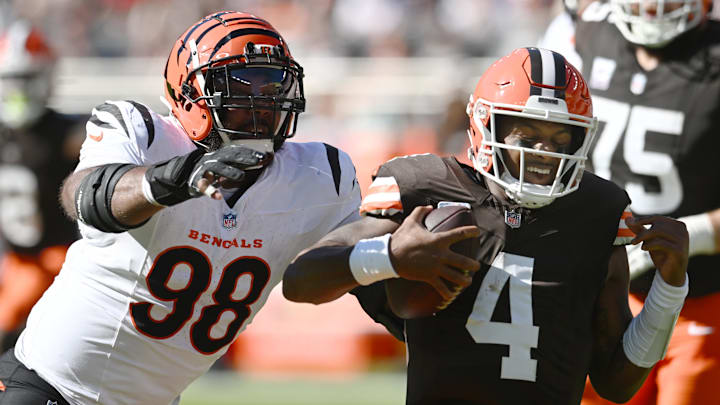 Cincinnati Bengals defensive tackle Sheldon Rankins tackles Cleveland Browns quarterback Deshaun Watson.