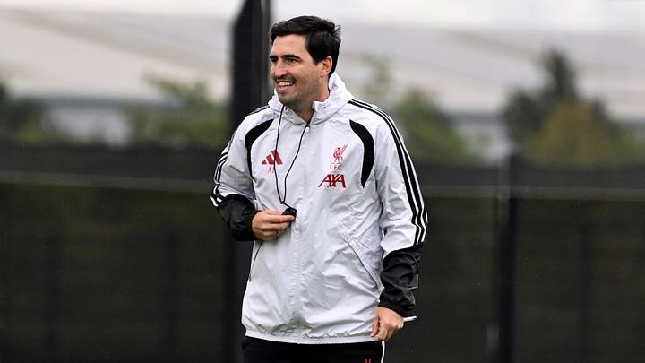 Andoni Iraola, Liverpool Andoni Iraola, Liverpool