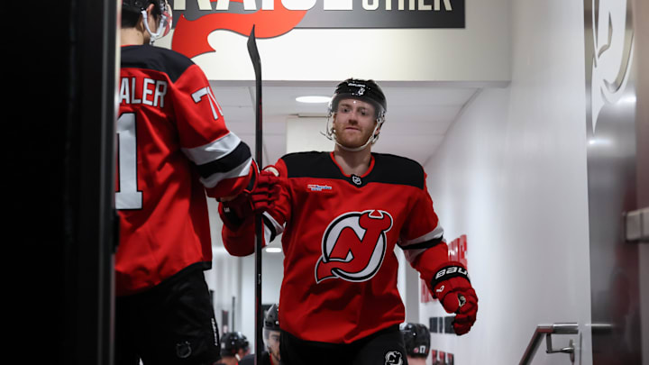 New Jersey Devils defenseman Dougie Hamilton (7): Ed Mulholland-Imagn Images