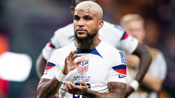 DeAndre Yedlin on his leadership role inside the US men's national team. 