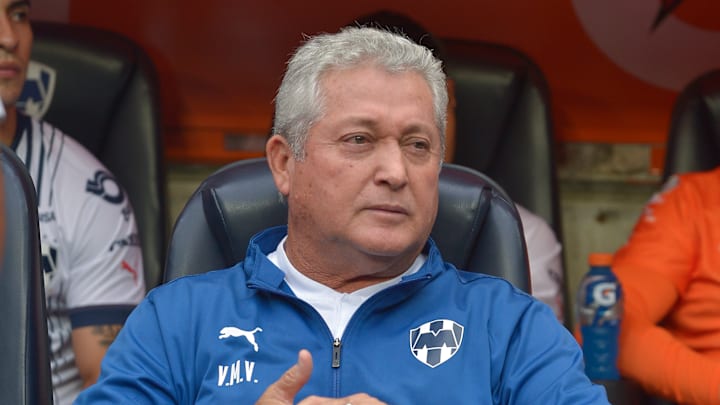 La posible alineación que mandará Vucetich para enfrentar a Atlas