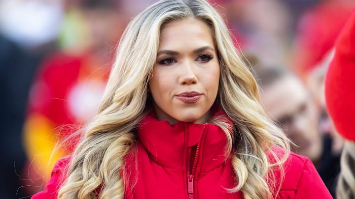 Kansas City Chiefs ownership family member Gracie Hunt prior to the game against the Buffalo Bills in the AFC Championship game at GEHA Field at Arrowhead Stadium. Kansas City Chiefs ownership family member Gracie Hunt prior to the game against the Buffalo Bills in the AFC Championship game at GEHA Field at Arrowhead Stadium.
