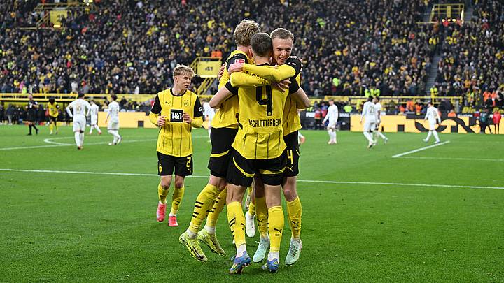 Three Borussia Dortmund players in WhoScored Team of the Week