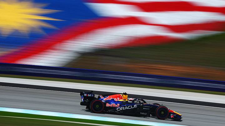 Pese a su dominio en la temporada, Mercedes no tuvo los mejores entrenamientos. Pese a su dominio en la temporada, Mercedes no tuvo los mejores entrenamientos.