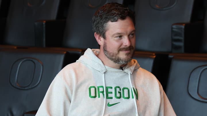 Oregon Ducks Dan Lanning Addresses Quarterback Dante Moore's 'Swagger' And 'Attack'