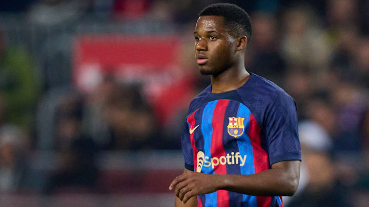 Ansu Fati s'est encore blssé. Ansu Fati s'est encore blssé.