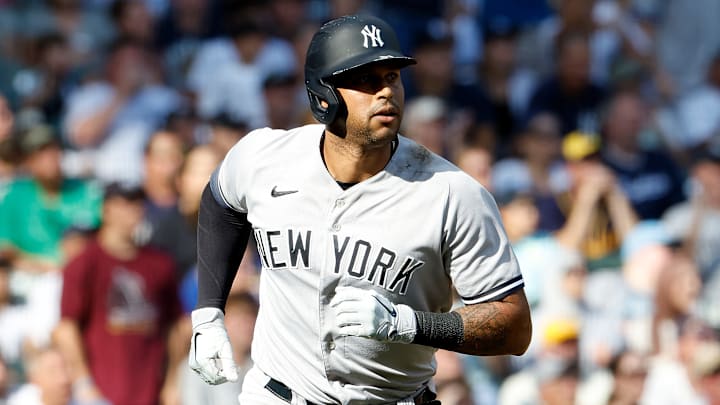 Aaron Hicks se pierde el resto de la postemporada 