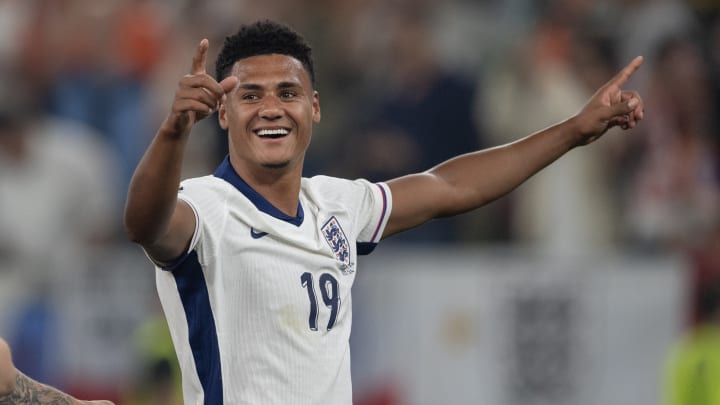 Ollie Watkins - Angleterre Ollie Watkins - Angleterre