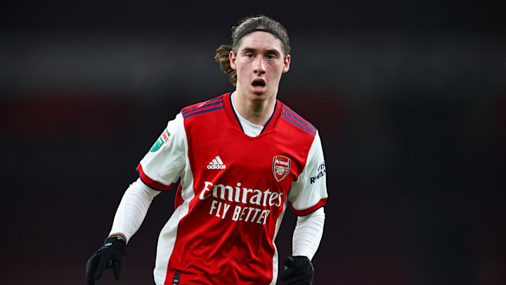 Marcelo Flores es parte del Arsenal U21 