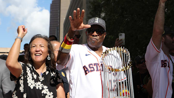 Dusty Baker seguirá como manager de Astros