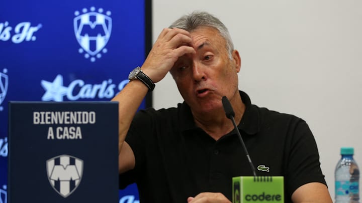 FBL-MEXICO-MONTERREY-COACH-TORRENT