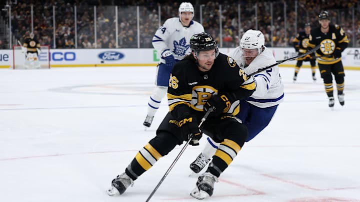 Toronto Maple Leafs v Boston Bruins Toronto Maple Leafs v Boston Bruins