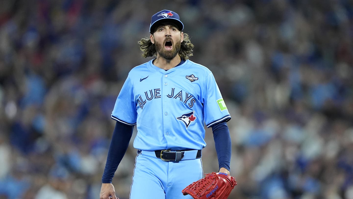 Projecting the Blue Jays Pitching Rotation and Bullpen Before Opening Day