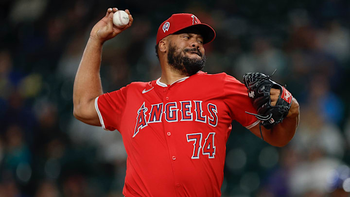 Los Angeles Angels v Seattle Mariners