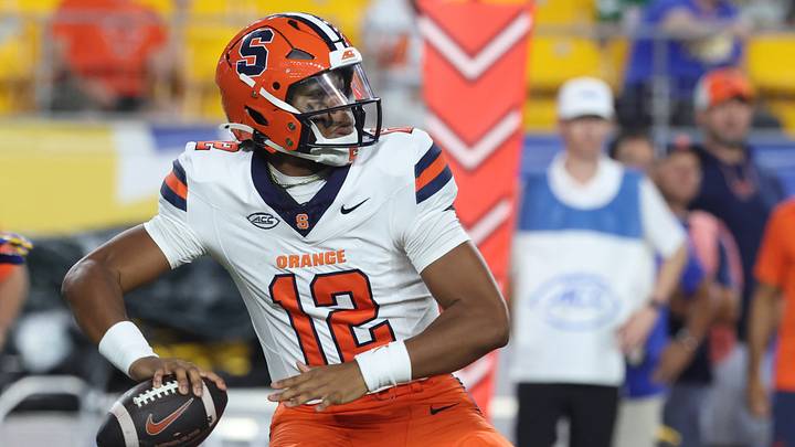 Sep 17, 2026; Pittsburgh, Pennsylvania, USA; Syracuse Orange quarterback Amari Odom (12) looks to pass during the fourth quarter against the Pittsburgh Panthers at Acrisure Stadium. Mandatory Credit: Charles LeClaire-Imagn Images Sep 17, 2026; Pittsburgh, Pennsylvania, USA; Syracuse Orange quarterback Amari Odom (12) looks to pass during the fourth quarter against the Pittsburgh Panthers at Acrisure Stadium. Mandatory Credit: Charles LeClaire-Imagn Images