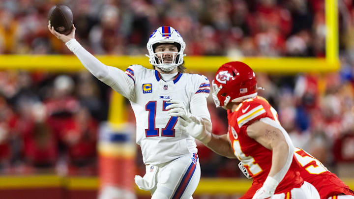 Buffalo Bills quarterback Josh Allen (17)