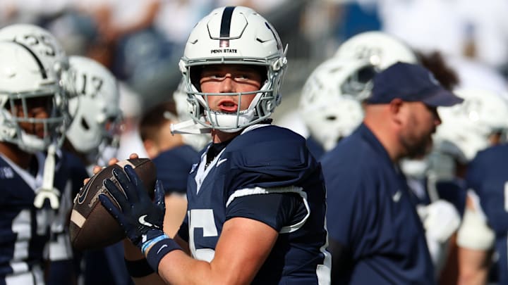 Penn State football quarterback Drew Allar