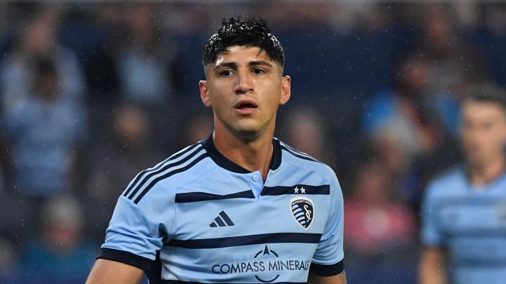 Alan Pulido es vinculado con Chivas Alan Pulido es vinculado con Chivas