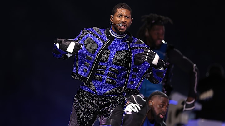 El Halftime Show de Usher en el Super Bowl 2024 duró 13 minutos y 20 segundos 
