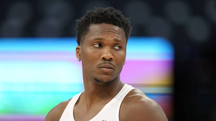 LA Clippers guard Bennedict Mathurin (9) warms up