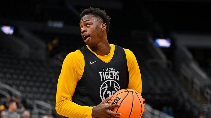 Mar 19, 2026; St. Louis, MO, USA; Missouri Tigers forward Mark Mitchell (25) drives to the basket during a practice session ahead of the first round of the men's 2026 NCAA Tournament at Enterprise Center. Mandatory Credit: Jeff Curry-Imagn Images Mar 19, 2026; St. Louis, MO, USA; Missouri Tigers forward Mark Mitchell (25) drives to the basket during a practice session ahead of the first round of the men's 2026 NCAA Tournament at Enterprise Center. Mandatory Credit: Jeff Curry-Imagn Images