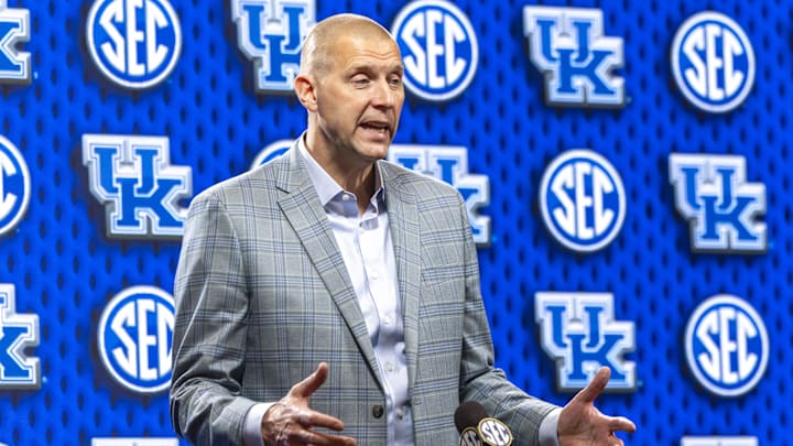 Oct 14, 2025; Birmingham, AL, USA; Kentucky Wildcats head coach Mark Pope talks with the media during SEC Media Days at Grand Bohemian Hotel. Mandatory Credit: Vasha Hunt-Imagn Images Oct 14, 2025; Birmingham, AL, USA; Kentucky Wildcats head coach Mark Pope talks with the media during SEC Media Days at Grand Bohemian Hotel. Mandatory Credit: Vasha Hunt-Imagn Images