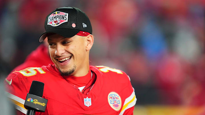 Los Angeles Chargers v Kansas City Chiefs