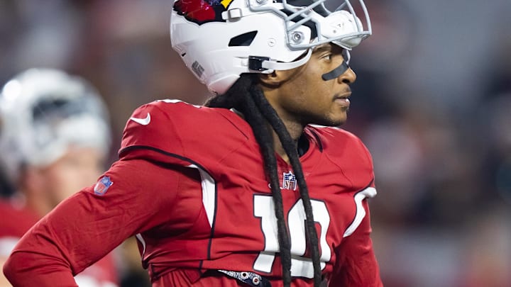 Dec 25, 2022; Glendale, Arizona, USA; Arizona Cardinals wide receiver DeAndre Hopkins prior to the