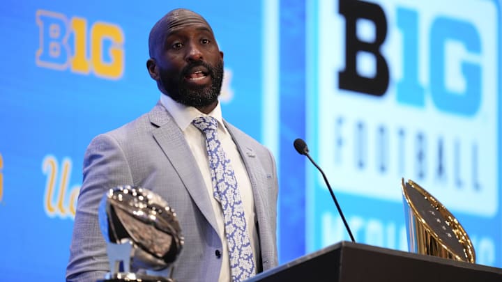 Jul 24, 2025; Las Vegas, NV, USA; UCLA head coach DeShaun Foster speaks to the media during the Big Ten NCAA college football media days at Mandalay Bay Resort. Mandatory Credit: Lucas Peltier-Imagn Images Jul 24, 2025; Las Vegas, NV, USA; UCLA head coach DeShaun Foster speaks to the media during the Big Ten NCAA college football media days at Mandalay Bay Resort. Mandatory Credit: Lucas Peltier-Imagn Images