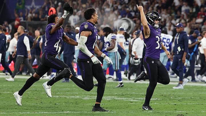 Los Baltimore Ravens vencieron 34-31 a los Dallas Cowboys con un final de infarto en juego de la NFL disputado en el Estadio Maracaná. Los Baltimore Ravens vencieron 34-31 a los Dallas Cowboys con un final de infarto en juego de la NFL disputado en el Estadio Maracaná.