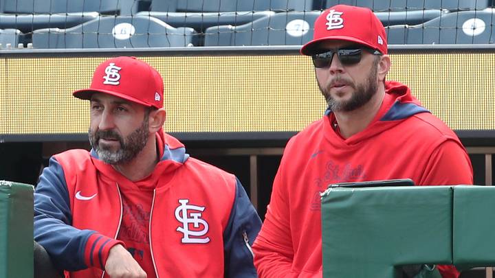 Apr 9, 2025; Pittsburgh, Pennsylvania, USA; St. Louis Cardinals bench coach Daniel Descalso (left) and manager Oliver Marmol (right) look on from the dugout steps against the Pittsburgh Pirates during the twelfth inning at PNC Park. Mandatory Credit: Charles LeClaire-Imagn Images Apr 9, 2025; Pittsburgh, Pennsylvania, USA; St. Louis Cardinals bench coach Daniel Descalso (left) and manager Oliver Marmol (right) look on from the dugout steps against the Pittsburgh Pirates during the twelfth inning at PNC Park. Mandatory Credit: Charles LeClaire-Imagn Images