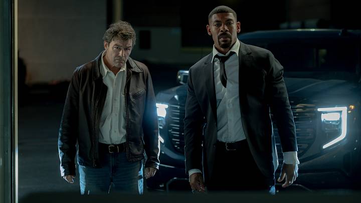 Kyle Chandler and Aaron Pierre in DC's LANTERNS