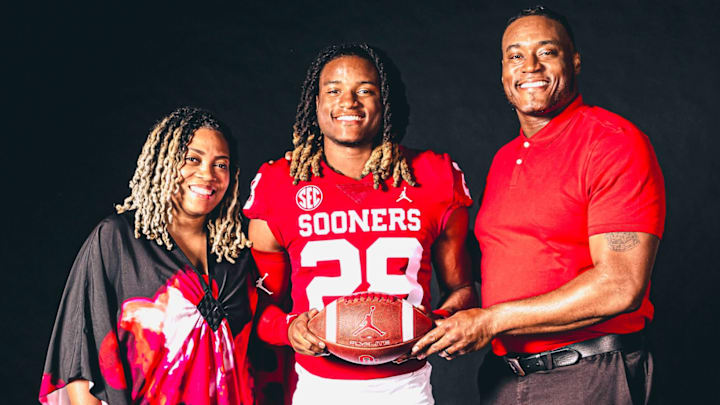 Oklahoma commit DeZephen Walker Oklahoma commit DeZephen Walker