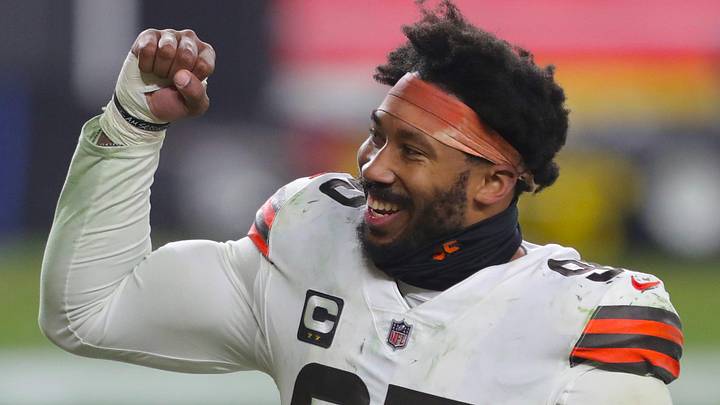 Cleveland Browns defensive end Myles Garrett (95) Cleveland Browns defensive end Myles Garrett (95)