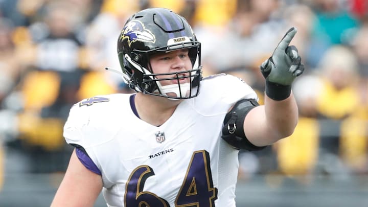 Baltimore Ravens center Tyler Linderbaum Baltimore Ravens center Tyler Linderbaum