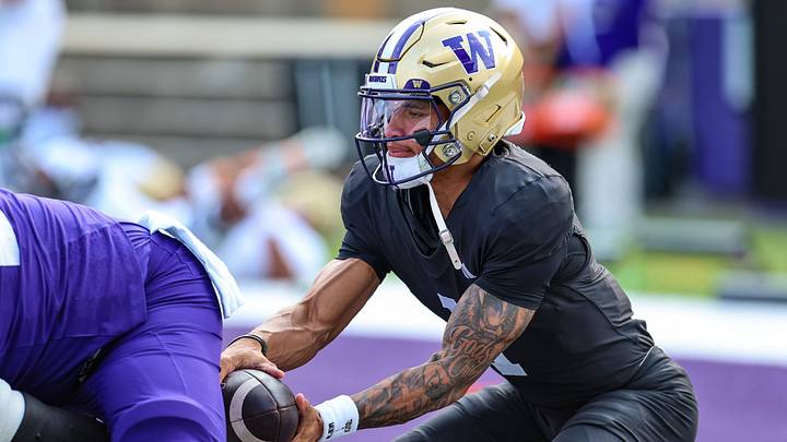 Demond Williams Jr. is on the Davey O'Brien watch list. Demond Williams Jr. is on the Davey O'Brien watch list.